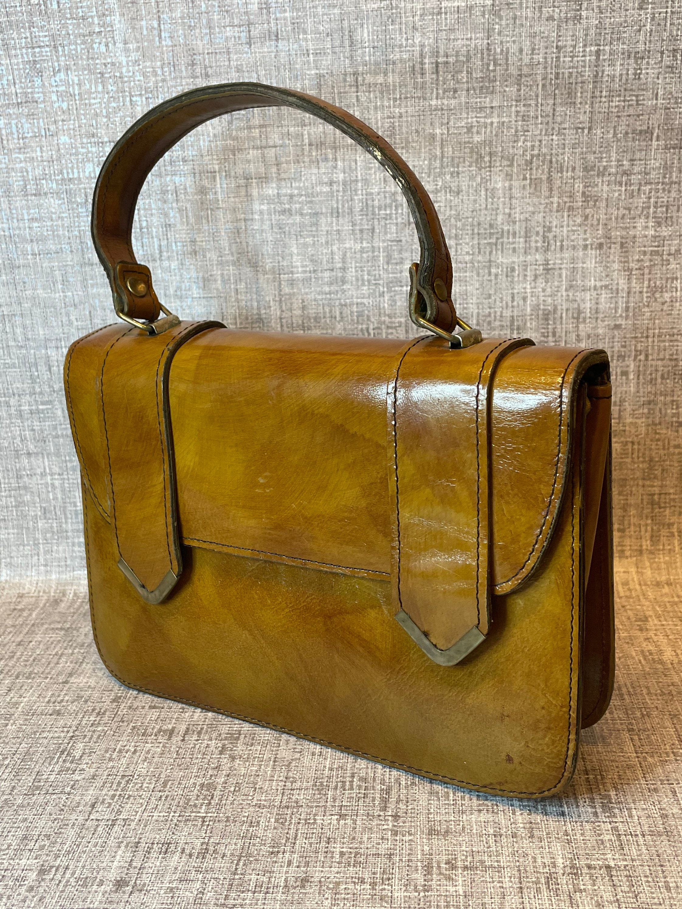 Box Handbag -  UK