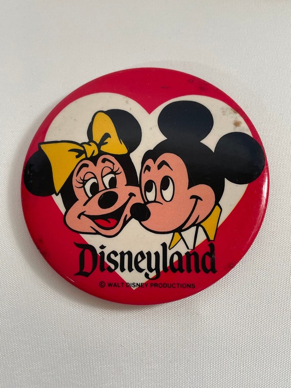 Original button badges, vintage 70s / 80s Walt Dis