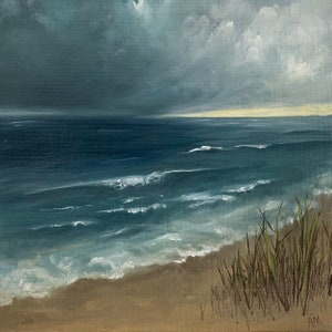Peinture originale de paysage marin à l'huile, peinture de plage orageuse, huile sur toile 8 x 8, paysage marin de mauvaise humeur, peinture nuageuse sombre, peinture de mauvaise humeur de l'océan image 1