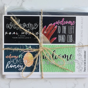 Bienvenue en tant que paquet de cartes de vœux imprimées pour adultes avec des entrées vierges | 4 cartes | Graduation, Fiançailles, Nouveau foyer, Parentalité