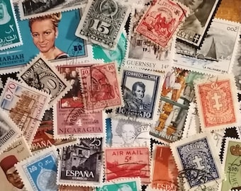 Francobolli mondiali, francobolli vintage/mondiali usati casuali/effimeri postali per riviste, collage, collezionismo, artigianato. Filatelia.