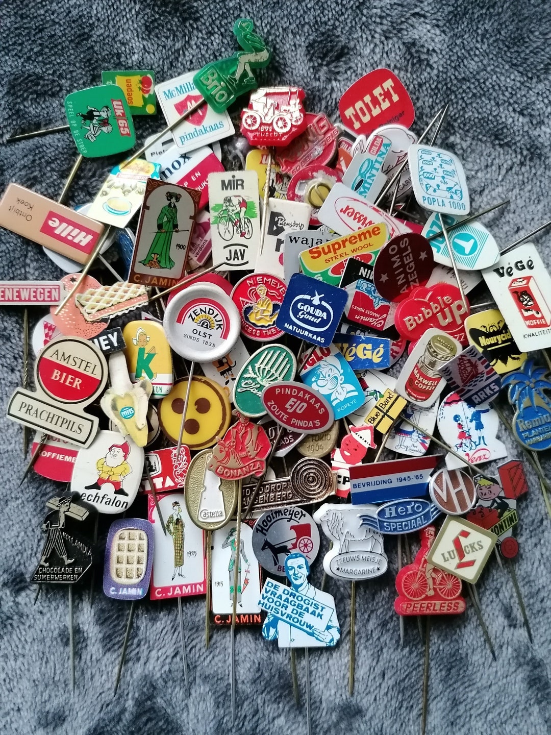 Random Vintage Advertising Pins Pack • Retro Pinback Button Grab