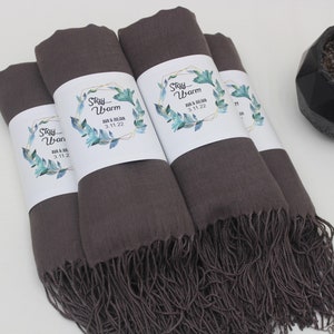 Bruine Pashmina Sjaal, Gepersonaliseerde Pashmina, Bruiloft Sjaal, Bruidsmeisje Sjaal, Pashmina Sjaal, Bruiloft Gunsten voor gasten, Bruids douche Gunst