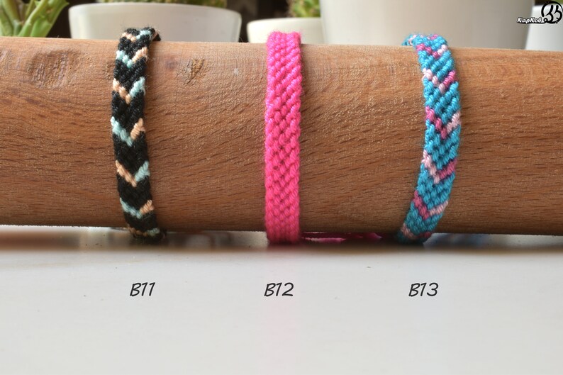 Freundschaft Armband-Handmade für Handgelenk oder Fußkettchen, geflochtenes Armband aus Baumwolle, Boho-Stil, Makramee, Geschenke, geknotetes Armband, Schmuck Bild 2