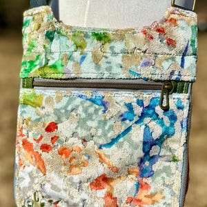 Bolso bandolera brillante / Estampado de manchas de terciopelo multicolor / Bolso de mano de tela tapizada / Monedero de viaje seguro / Cartera de viaje / Bolso tipo mensajero