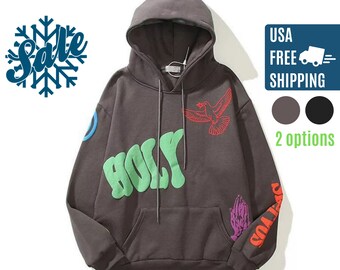 baggy sweatshirt