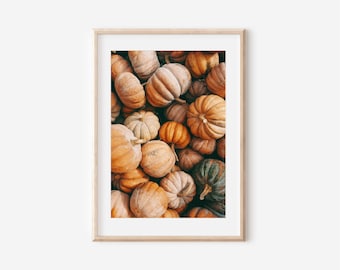 Impresión fotográfica rústica de calabaza naranja, arte mural otoñal (descarga digital)