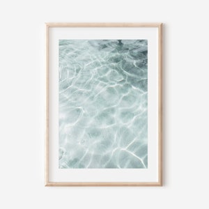 Impresión de playa neutra, arte de pared oceánico, decoración de pared de playa acuática, arte de descarga digital, arte de pared costero, impresión de olas del océano, impresión de agua de mar azul