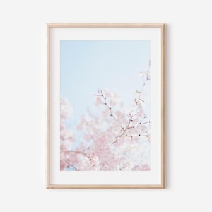桜のプリント、春の花のウォールアート、デジタルダウンロード、花柄のウォールアート、モダンなミニマリストポスター、パステルピンクのウォールアート、日本の装飾
