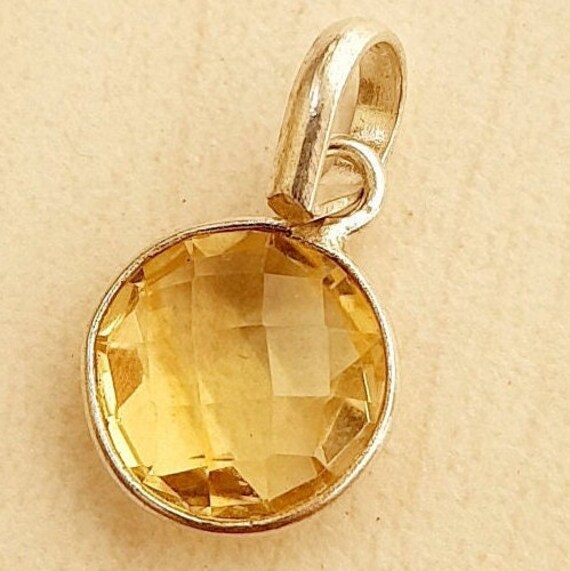 Citrine pendant of golden best sale healing