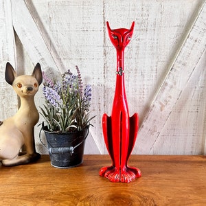 Vintage Brinn&#39;s Red Atomic Cat Figurine: Long Neck Jeweled Eyes MCM Decor
