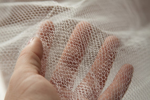 White Bobbinet Netting, Crinoline Fabric, Underskirt Fabrics, Petticoat  Fabric, Netting Fabric, 70/72 Stiff Net USA Fabrics, White Nettings 