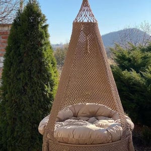Macrame Swing Chair: Perfect for Indoor and Outdoor Spaces, Macrame swing chair, hanging chair indoor, Outdoor swing