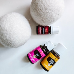 Natürliches Trockentuch Alternativ-Set - Woll-Trocknerbälle mit ätherischen Ölen, Reinigung, Zitrone, Freude (1-15 ml), für frische, weiche Wäsche