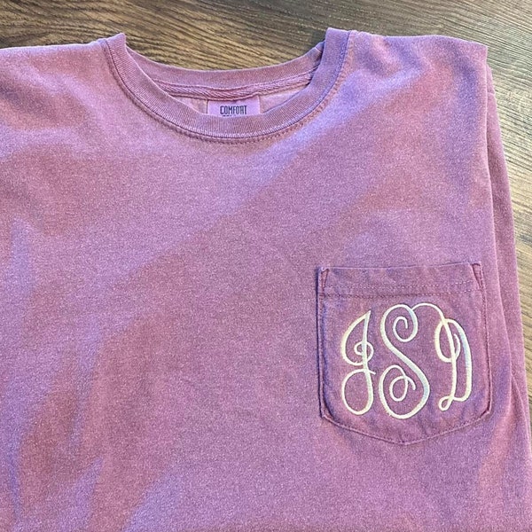 comfort colors |pocket | monogram | t-shirt