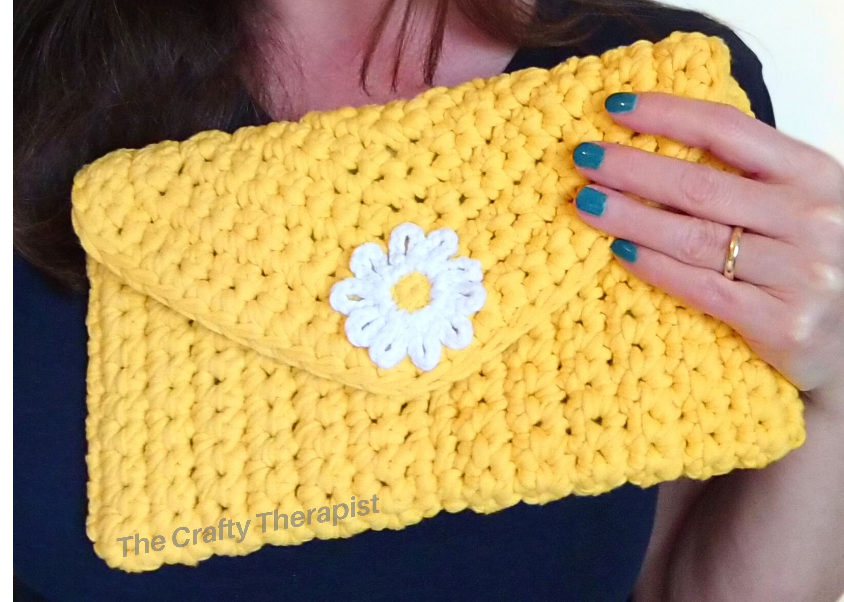 Daisy Clutch Bag CROCHET PATTERN, Crochet Purse, Crochet Handbag