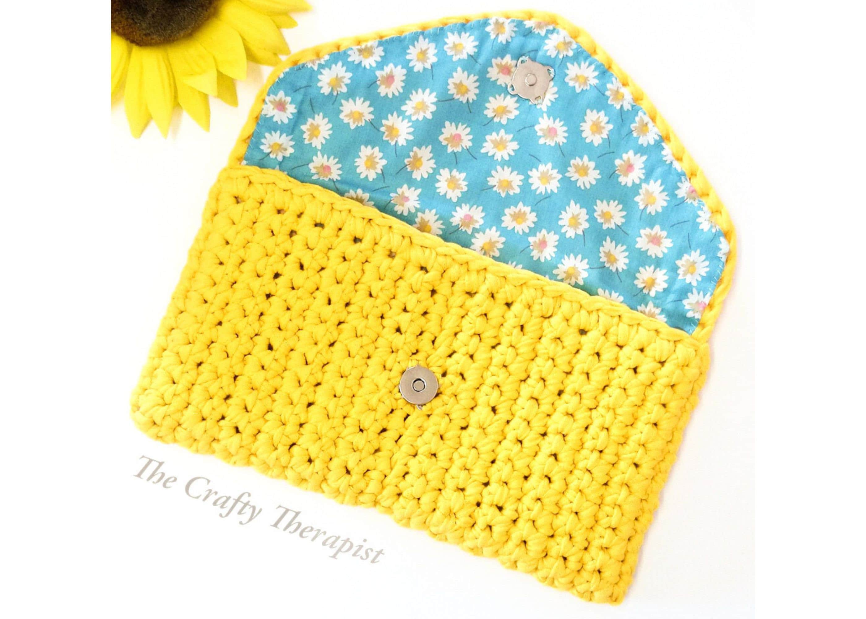 Daisy Clutch Bag CROCHET PATTERN, Crochet Purse, Crochet Handbag