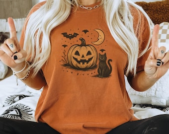 Vintage Halloween Pumpkin Illustration T-shirt | Unisex Short Sleeve Tee | Comfort Colors 1717 | Spooky Halloween Costume | Vintage Gift