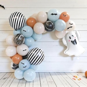 Retro Halloween Balloon Garland Kit: Spooky One Party Decorations