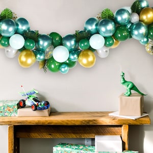 Dinosaur Balloon Garland DIY Kit | Emerald Green Baby Shower | Dinosaur Birthday Party | Balloon arch decorations Chrome Metallic Gold Green