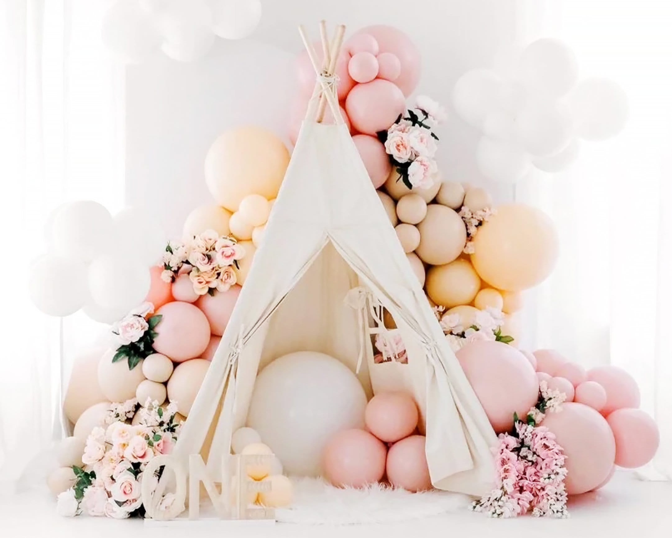 Balloons Tents Canada