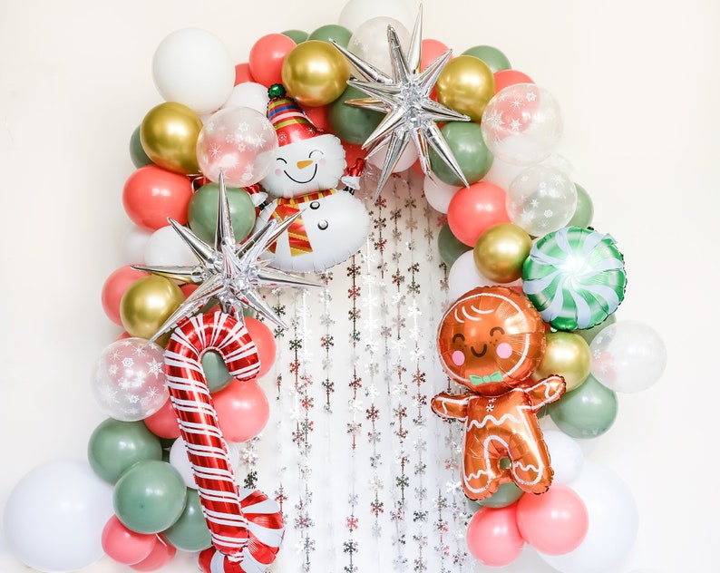 Friendsmas Christmas Balloon Garland OH WHAT FUN Christmas Party Gingerbread Candy Cane Balloon Arch Winter Onderland Baby Shower afbeelding 2