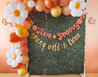 Daisy Balloon Garland Kit: Retro Groovy Birthday Bridal Shower Baby Shower Party Arch