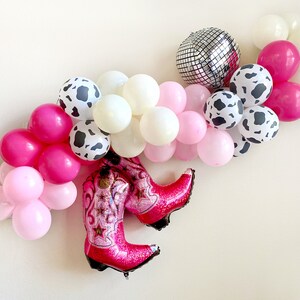 Kit d&#39;arc de ballon Cowgirl Up | Guirlande de ballons thème Western Cowgirl | 1er décors de fête d&#39;anniversaire sur le thème Western pour fille | Let&#39;s Go Girls Thème