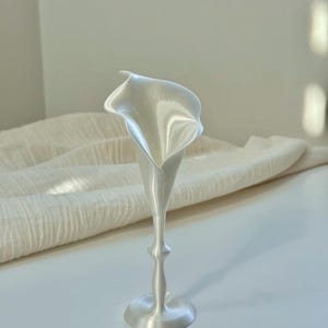 Lunar Calla Lily Sculpture: Modern Minimalist Home Decor Contemporary Art Decorative Object Elegant Gift