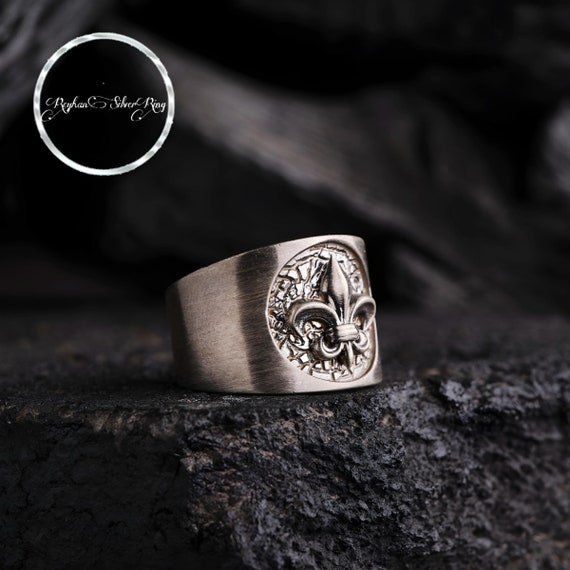 Sterling Silver Lily Flower Ring: 3D Floral Wedding Band