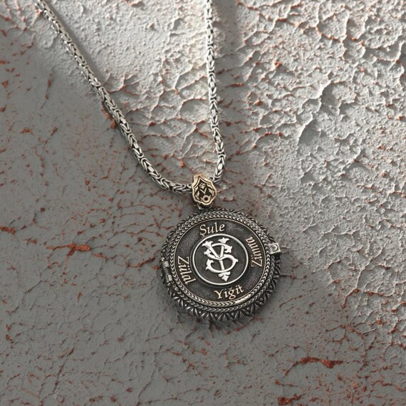 Personalized Sterling Silver Islamic Locket Necklace: Solomon's Seal & Quranic Surahs - Custom Name