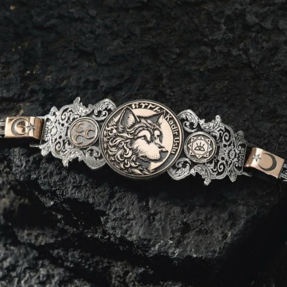 Bozkurt Spirit 925 Silver Bracelet: Personalized Wolf Design Turkish Cuff