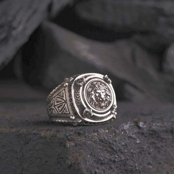 3D Lion Head Sterling Silver Signet Ring - Custom Engraved