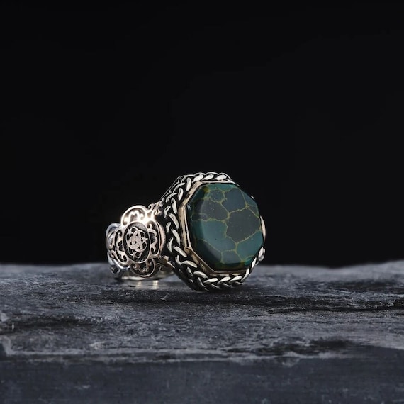 Arizona Turquoise Sterling Silver Ring - Adjustable Knitted Band