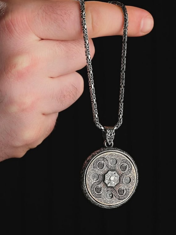 Rotating Quranic Surah Pendant – 925 Silver Custom Islamic Protection Necklace