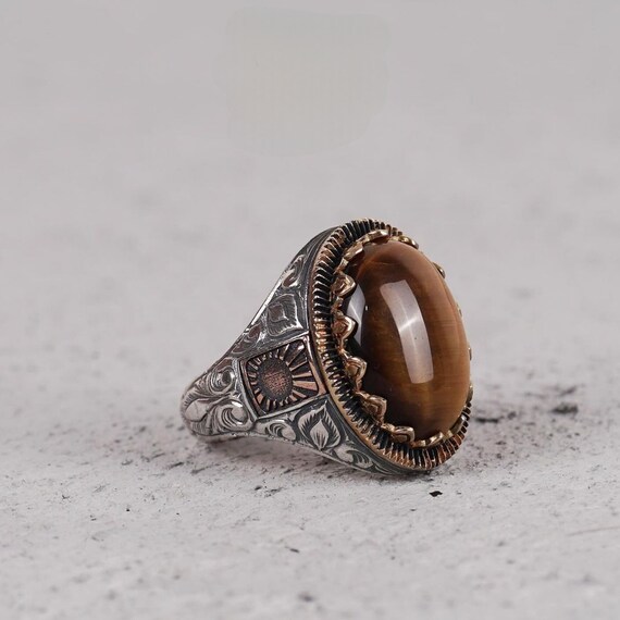 Handmade 925 Sterling Silver Men's Ring: Tiger Eye Stone