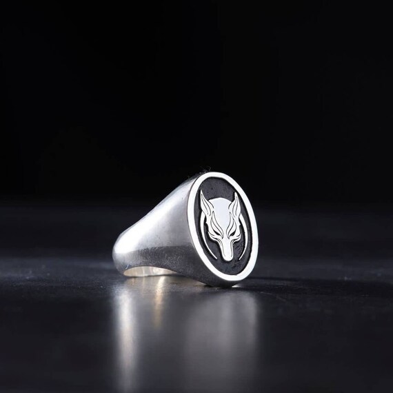 Men's Oval Sterling Silver Wolf Ring: Turkish Sign Jewelry