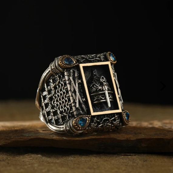 Conquest Helmet Sterling Silver Men’s Ring – Collectible Ottoman Design