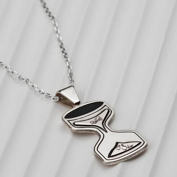 Ya Sabır Hourglass Necklace – 925 Sterling Silver Islamic Gift for Valentine's Day
