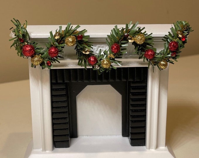 112 Scale Miniature Christmas Garland, Dollhouse Christmas Decoration, 1/12 Christmas Garland