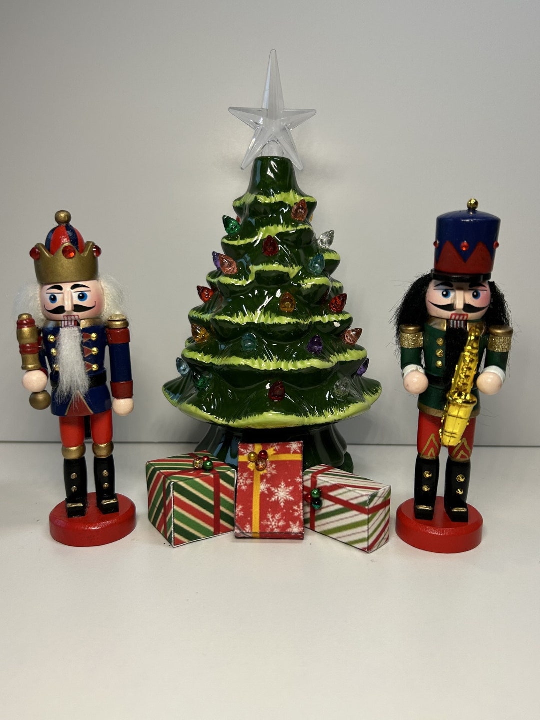 112 Scale Regal Christmas Nutcracker, Dollhouse Nutcracker, Dollhouse