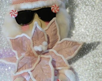 Santa Shelf Sitter,Christmas Wreath Decor, Holiday Decor, WAAM