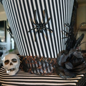 Skully Top Hat, Halloween Decor, Centerpiece, Halloween Accent, Wreath Attachment, Steam Punk,#WAAM