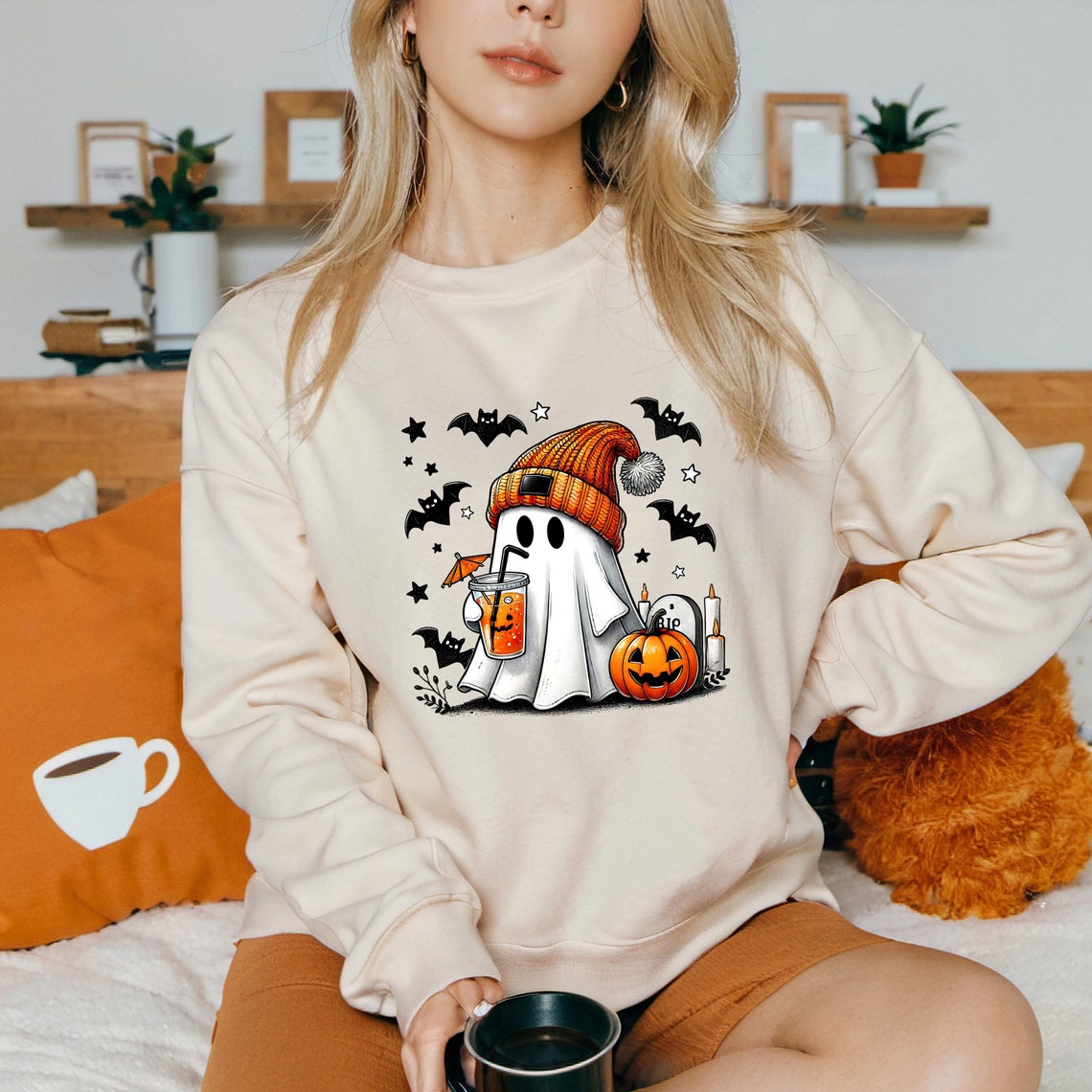 'Chillin' Red Cute Ghost Fall Print Sweater main image 0