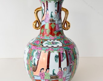Vintage Rose Medallion Vase