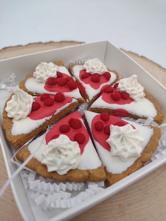 Dog Pie Cookies Decorated Dog Pie Dog Cookies Dog Bakery Dog Treats Homemade Dog Treats Cherry Pie Treat Doggie Pie Summer Dog Treat Etsy UK