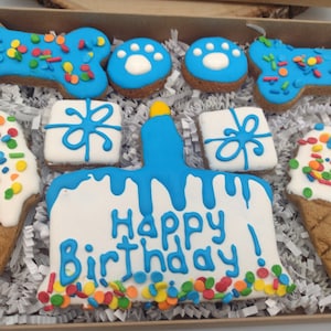 Dog Birthday Cookies, Dog Treat, Dog Party Pack, Decorated Birthday Treats, Birthday Dog Treats, Dog Bakery, Birthday for Dog, Pet Birthday