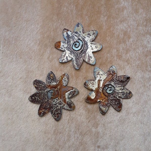 Rusty Metal Flowers Set of 3; Home and Garden Decor, Ornaments, Magnets, Crafts, Signs, Stencils