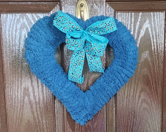 Chunky Yarn Heart Wreath, Yarn Valentines Wreath, Gender Reveal Party, Nursery Decor, Nursery Wall Decor, Heart Wall Art
