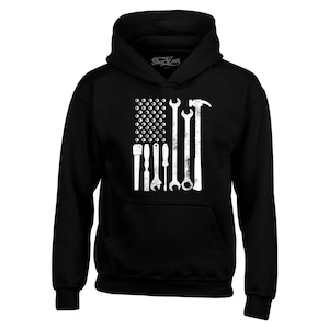 Sudadera con capucha y bandera estadounidense de EE. UU. con herramienta mecánica